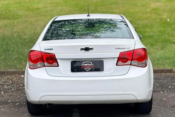 imagem-https://www.socarrao.com.br/sc-vehicle-images-prod/1576212/1788275346465-8102818_5_B_e23337d172.jpeg