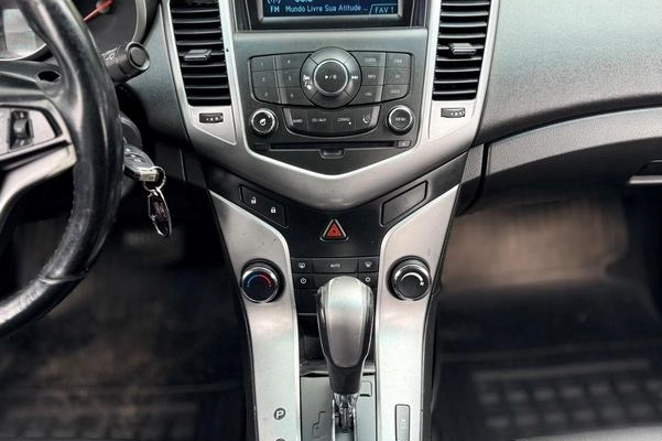 imagem-https://www.socarrao.com.br/sc-vehicle-images-prod/1576212/1788275346471-8102818_9_B_43b66fb74b.jpeg