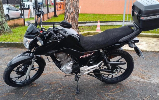 imagem-https://www.socarrao.com.br/sc-vehicle-images-prod/1576570/1789584942783-8096698_3_B_eb752743ba.jpeg