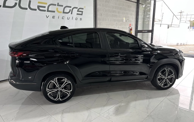 imagem-https://www.socarrao.com.br/sc-vehicle-images-prod/1576596/1787597617727-vehicle_image_1779216739_bed003abe2217bc6dcdb815d2cf7878d.jpeg