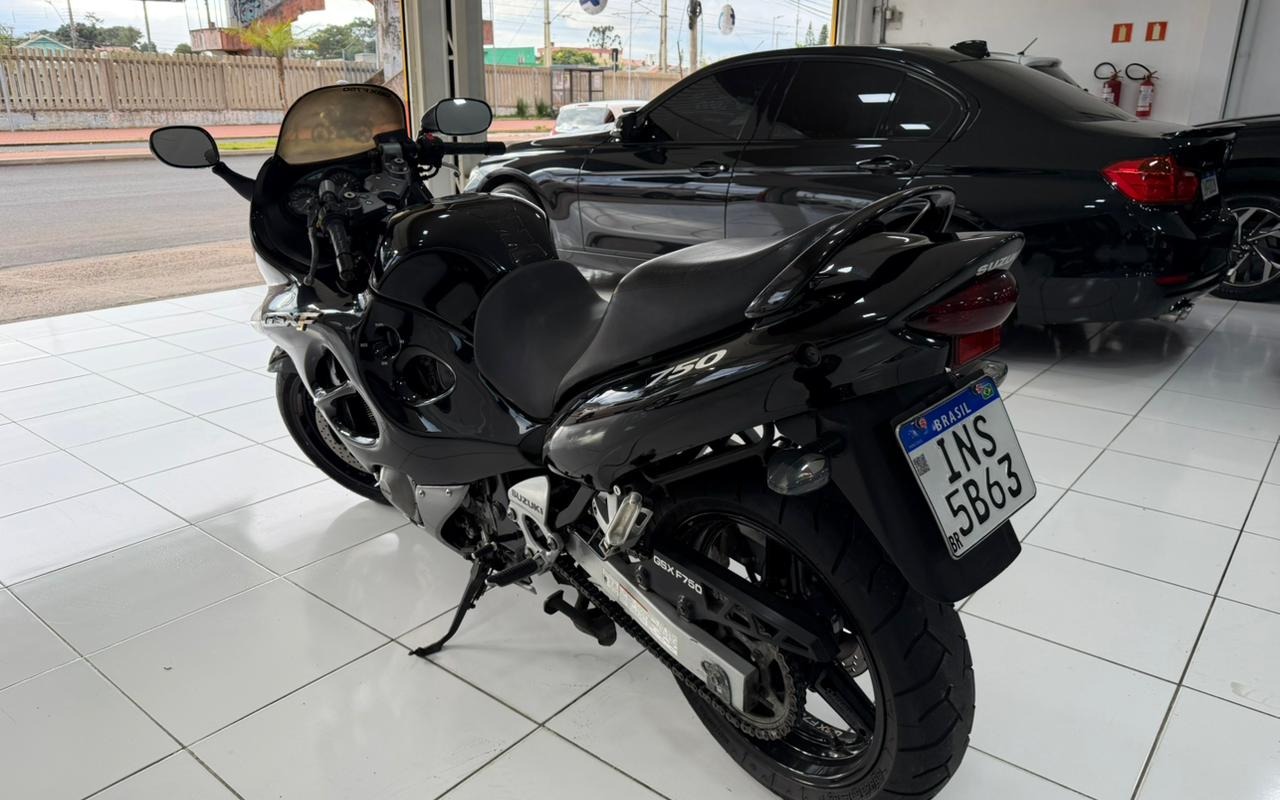 imagem-https://www.socarrao.com.br/sc-vehicle-images-prod/1577048/1779217601980-V2hhdHNBcHAgSW1hZ2UgMjAyNi0wNS0xOSBhdCAxNi4wMC4yNyAoMSkuanBlZw.jpeg