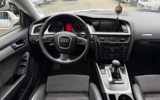 imagem-https://www.socarrao.com.br/sc-vehicle-images-prod/1577115/1779217887225-6140747_13_B_bc8a49d0e6.jpeg