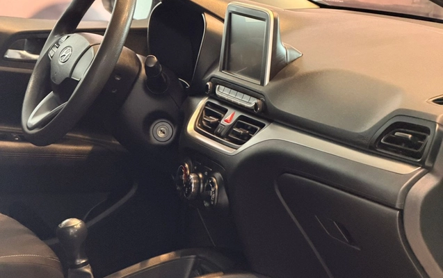 imagem-https://www.socarrao.com.br/sc-vehicle-images-prod/1578129/1779298759114-V2hhdHNBcHAgSW1hZ2UgMjAyNi0wNS0yMCBhdCAxMC40My4zMy5qcGVn.jpeg