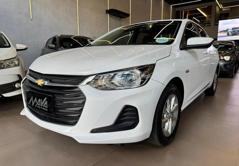 Chevrolet Onix 2022 Branco — foto 1 de 3