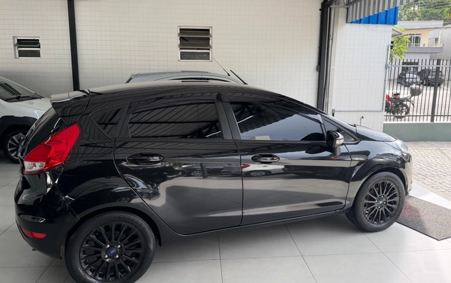 imagem-https://www.socarrao.com.br/sc-vehicle-images-prod/1578631/1779220383337-SU1HXzY3MDQuanBlZw.jpeg