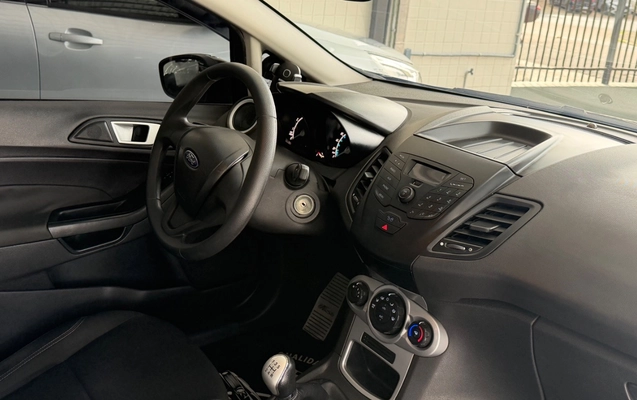 imagem-https://www.socarrao.com.br/sc-vehicle-images-prod/1578631/1779220383403-SU1HXzY3MDUuanBlZw.jpeg