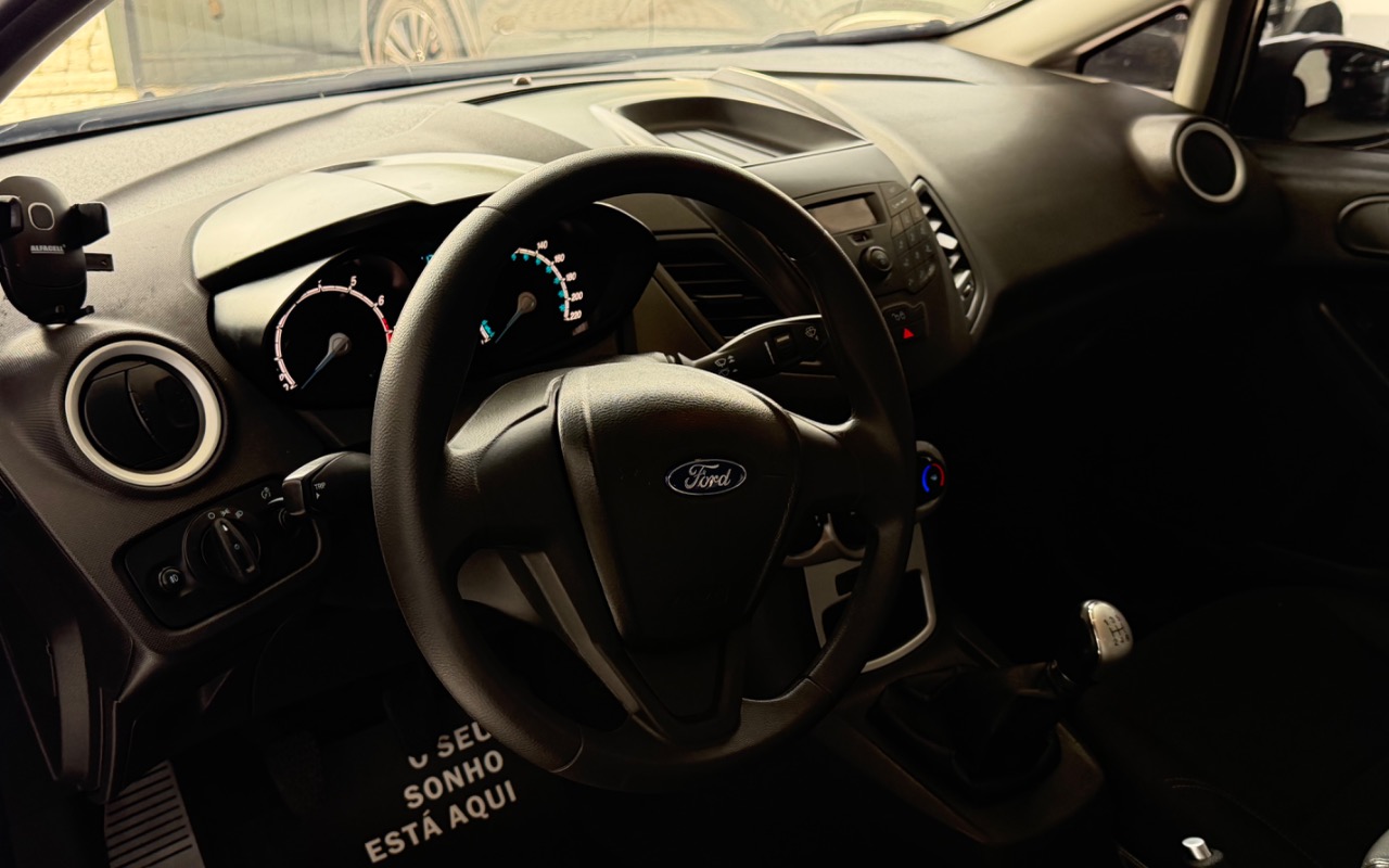 imagem-https://www.socarrao.com.br/sc-vehicle-images-prod/1578631/1779220383457-SU1HXzY3MDYuanBlZw.jpeg