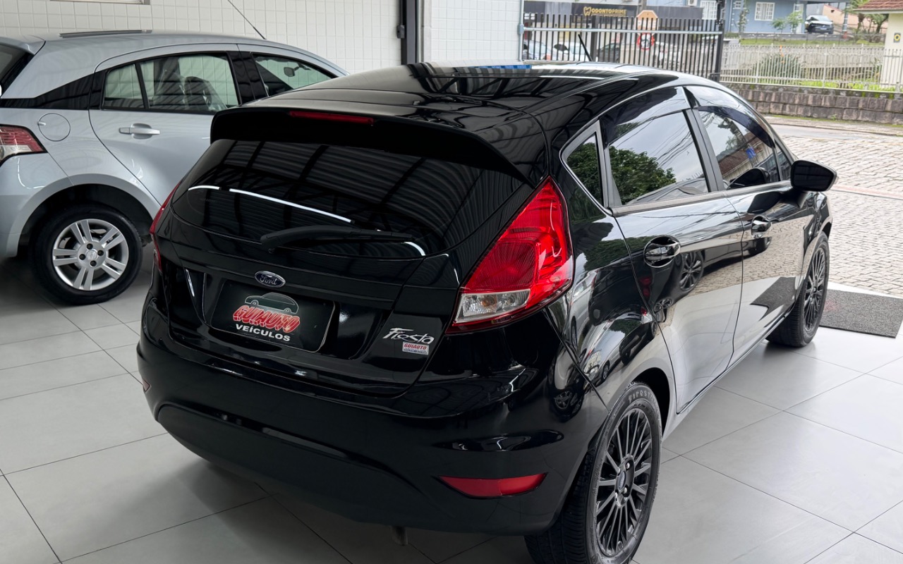imagem-https://www.socarrao.com.br/sc-vehicle-images-prod/1578631/1779220383506-SU1HXzY3MTAuanBlZw.jpeg