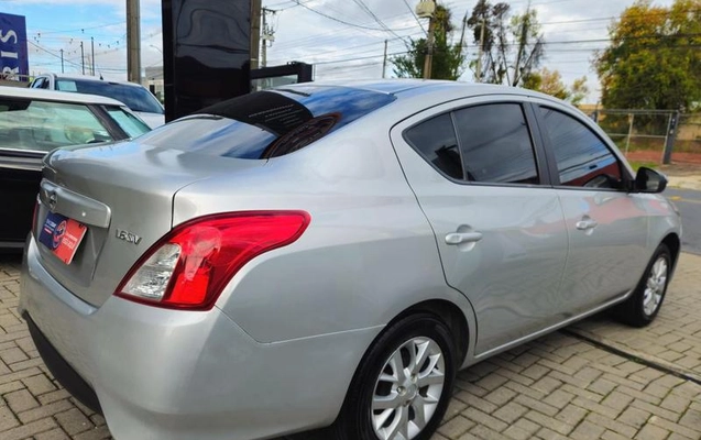 imagem-https://www.socarrao.com.br/sc-vehicle-images-prod/1578984/1789418321663-8059553_1_B_5ae428cf19.jpeg