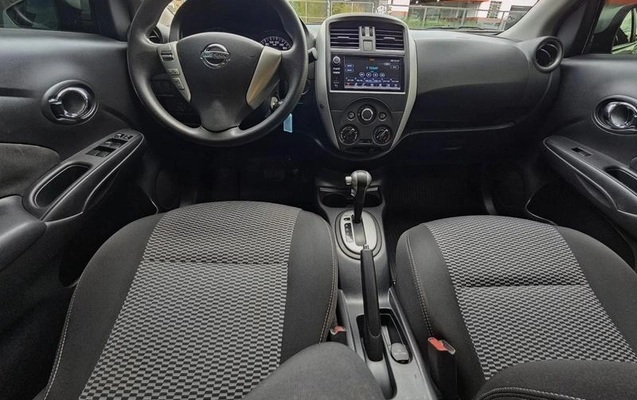 imagem-https://www.socarrao.com.br/sc-vehicle-images-prod/1578984/1789418321671-8059553_18_B_6c85404a24.jpeg