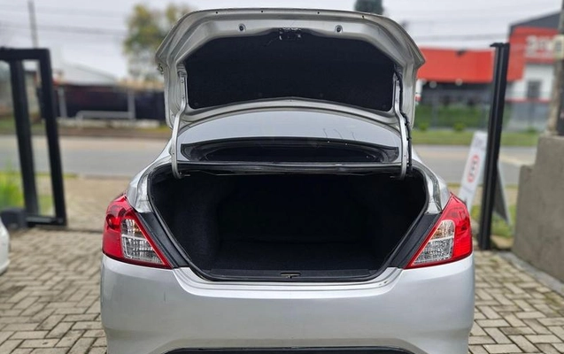 imagem-https://www.socarrao.com.br/sc-vehicle-images-prod/1578984/1789418321682-8059553_18_B_01c7f4eb6f.jpeg