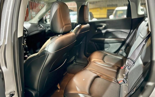 imagem-https://www.socarrao.com.br/sc-vehicle-images-prod/1579257/1788465388680-7995714_9_B_67649f7b33.jpeg