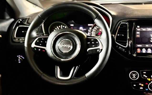 imagem-https://www.socarrao.com.br/sc-vehicle-images-prod/1579257/1788465388683-7995714_11_B_707fb77684.jpeg