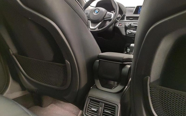 imagem-https://www.socarrao.com.br/sc-vehicle-images-prod/1579259/1788980767795-8045173_9_B_c1325537b6.jpeg