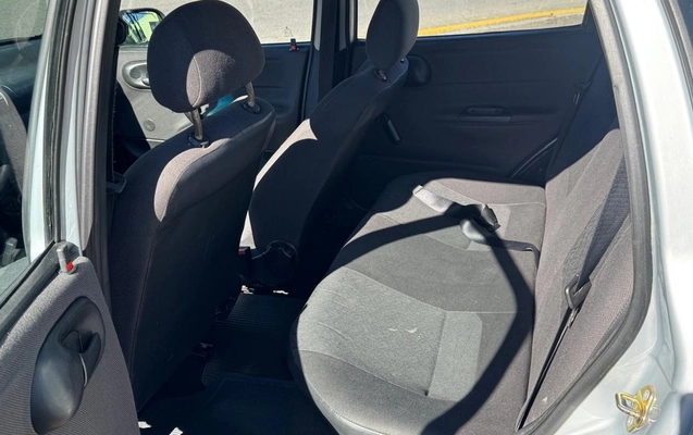 imagem-https://www.socarrao.com.br/sc-vehicle-images-prod/1581849/1787341713994-V2hhdHNBcHAgSW1hZ2UgMjAyNi0wOC0yMSBhdCAxNi40MS4xMiAoOCkuanBlZw.jpeg