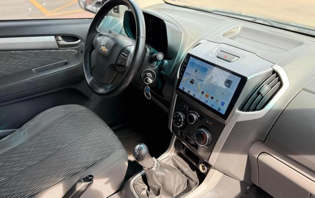 imagem-https://www.socarrao.com.br/sc-vehicle-images-prod/15834/1787942849628-7466331_13_B_70577c1aa5.jpeg