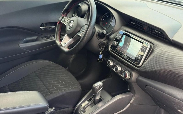 imagem-https://www.socarrao.com.br/sc-vehicle-images-prod/15838/1776889755679-7552827_13_B_23bf118cf4.jpeg
