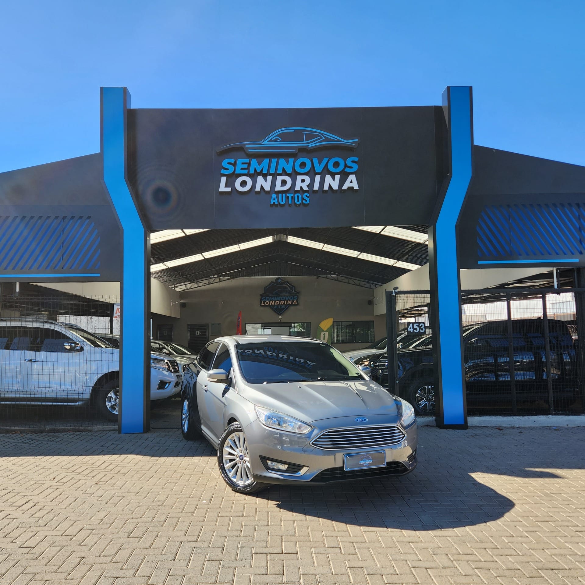 Ford Focus TITA/TITA Plus 2.0 Flex 5p Aut. na cor Cinza em Londrina / PR - 15875