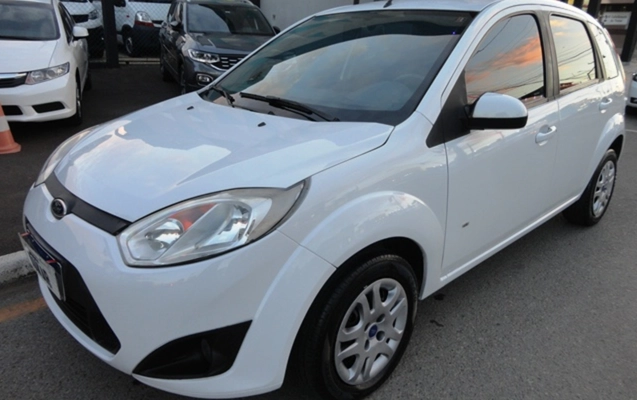 imagem-https://www.socarrao.com.br/sc-vehicle-images-prod/1599810/1780405642836-RFNDMDQ2MDAuSlBH.JPG