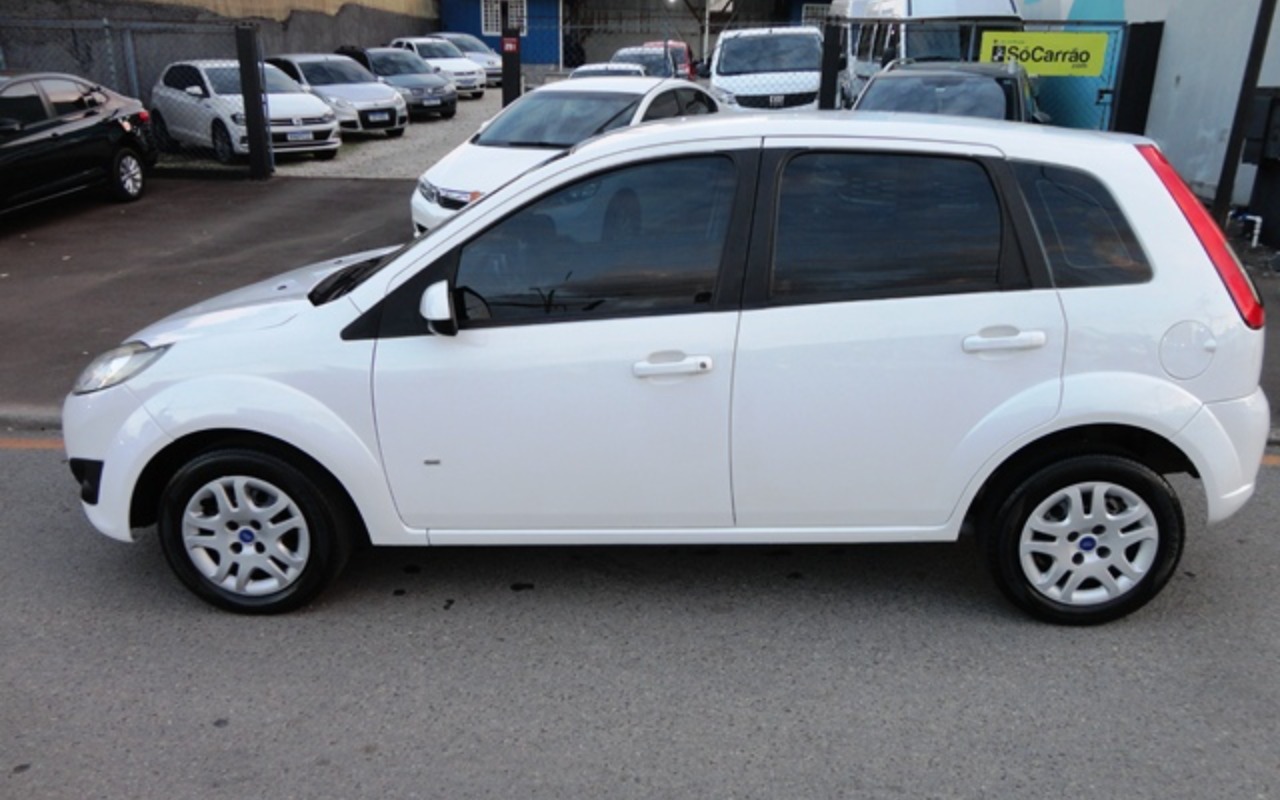 imagem-https://www.socarrao.com.br/sc-vehicle-images-prod/1599810/1780405643287-RFNDMDQ2MDEuSlBH.JPG