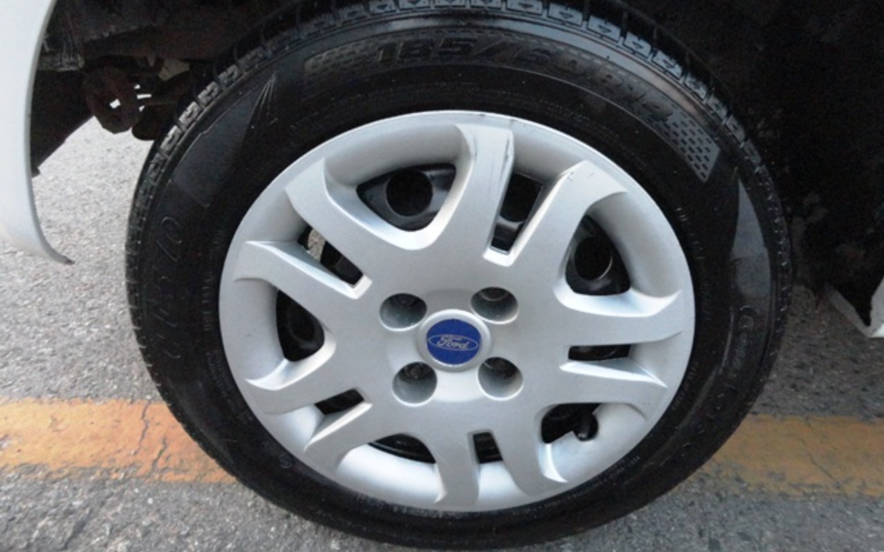 imagem-https://www.socarrao.com.br/sc-vehicle-images-prod/1599810/1780405644566-RFNDMDQ2MDUuSlBH.JPG