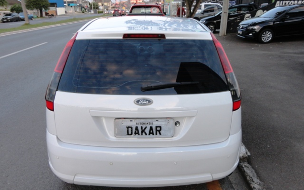 imagem-https://www.socarrao.com.br/sc-vehicle-images-prod/1599810/1780405645089-RFNDMDQ2MDIuSlBH.JPG
