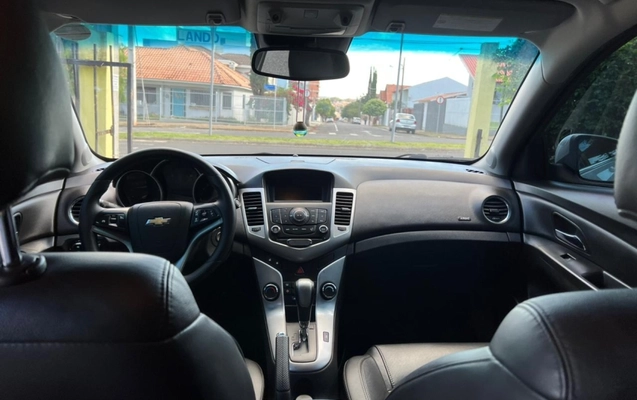 imagem-https://www.socarrao.com.br/sc-vehicle-images-prod/1599814/1779278972666-gLnAfyn5IGc3mzpP7sSmxHgDa4mXCE0l.jpg