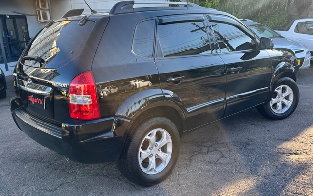 imagem-https://www.socarrao.com.br/sc-vehicle-images-prod/1599816/1779279050039-SU1HXzY0NTQuanBlZw.jpeg