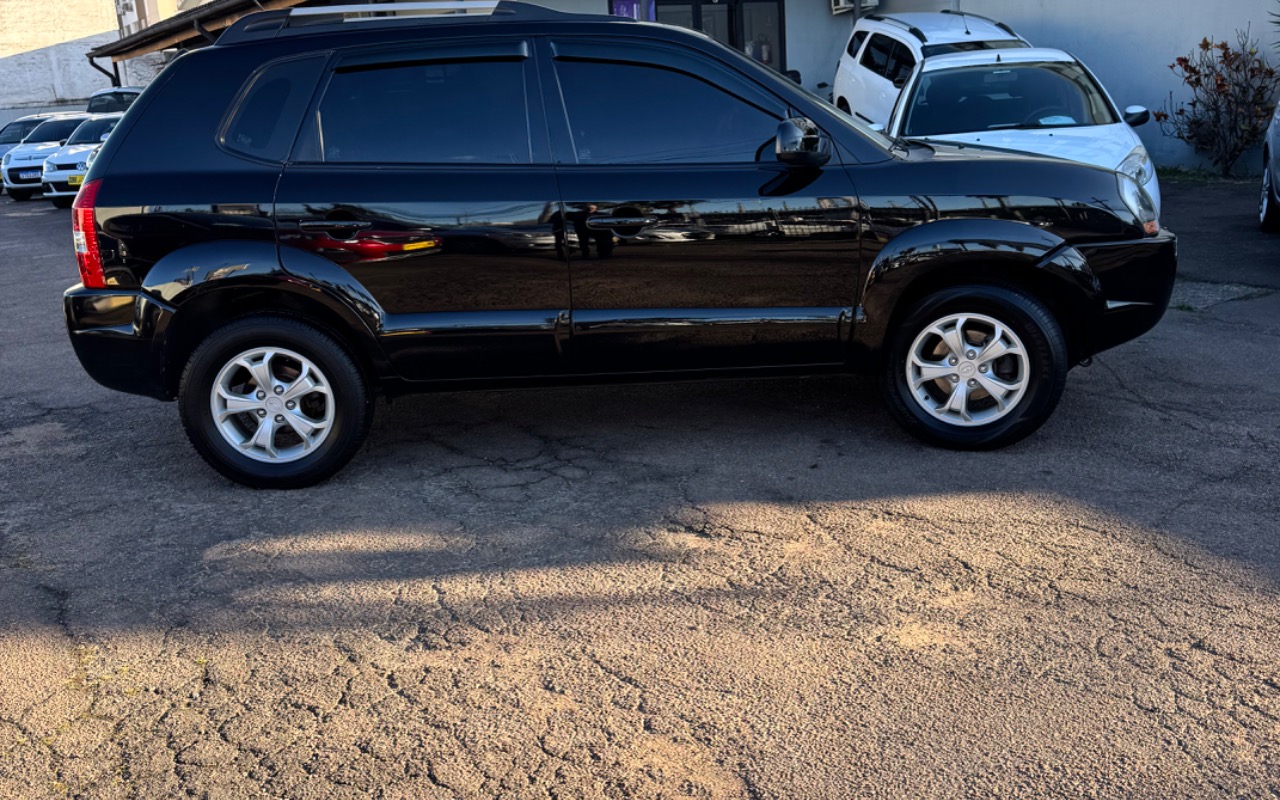 imagem-https://www.socarrao.com.br/sc-vehicle-images-prod/1599816/1779279050188-SU1HXzY0NTUuanBlZw.jpeg