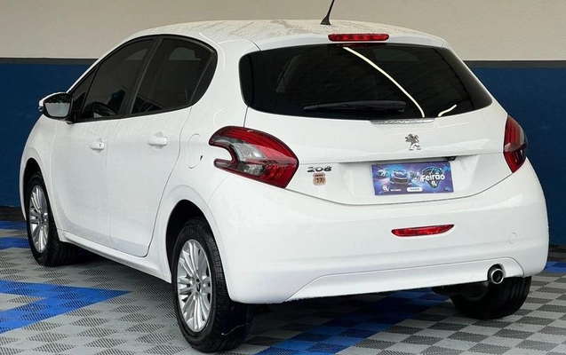 imagem-https://www.socarrao.com.br/sc-vehicle-images-prod/1600014/1789657471634-8095764_11_B_8b095b74a7.jpeg