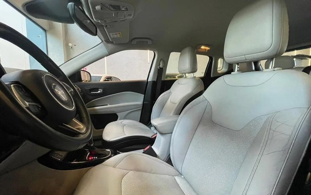 imagem-https://www.socarrao.com.br/sc-vehicle-images-prod/1600346/1779282073825-8075948_8_B_39ba9bd167.jpeg