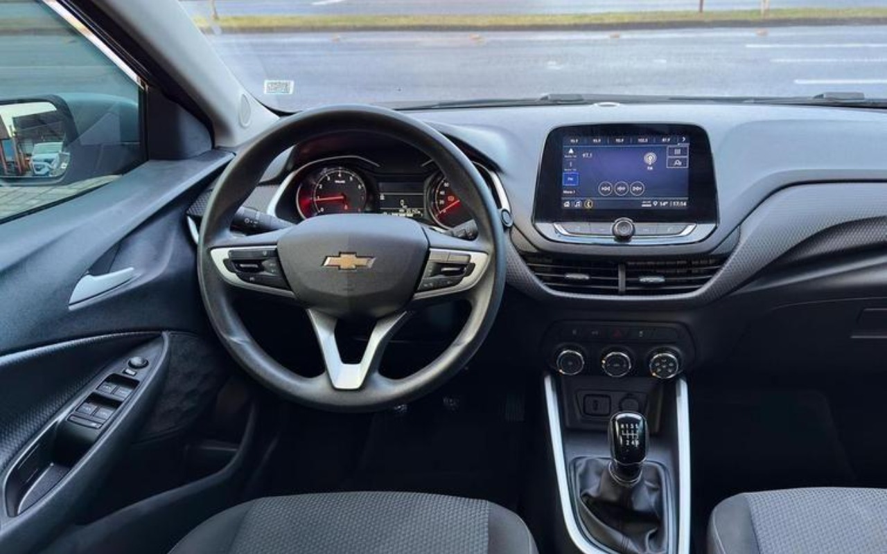 imagem-https://www.socarrao.com.br/sc-vehicle-images-prod/1600445/1779282742271-NzkwMTEzMV83X0JfZTBhMjc0MDc2Zi5qcGVn.jpeg