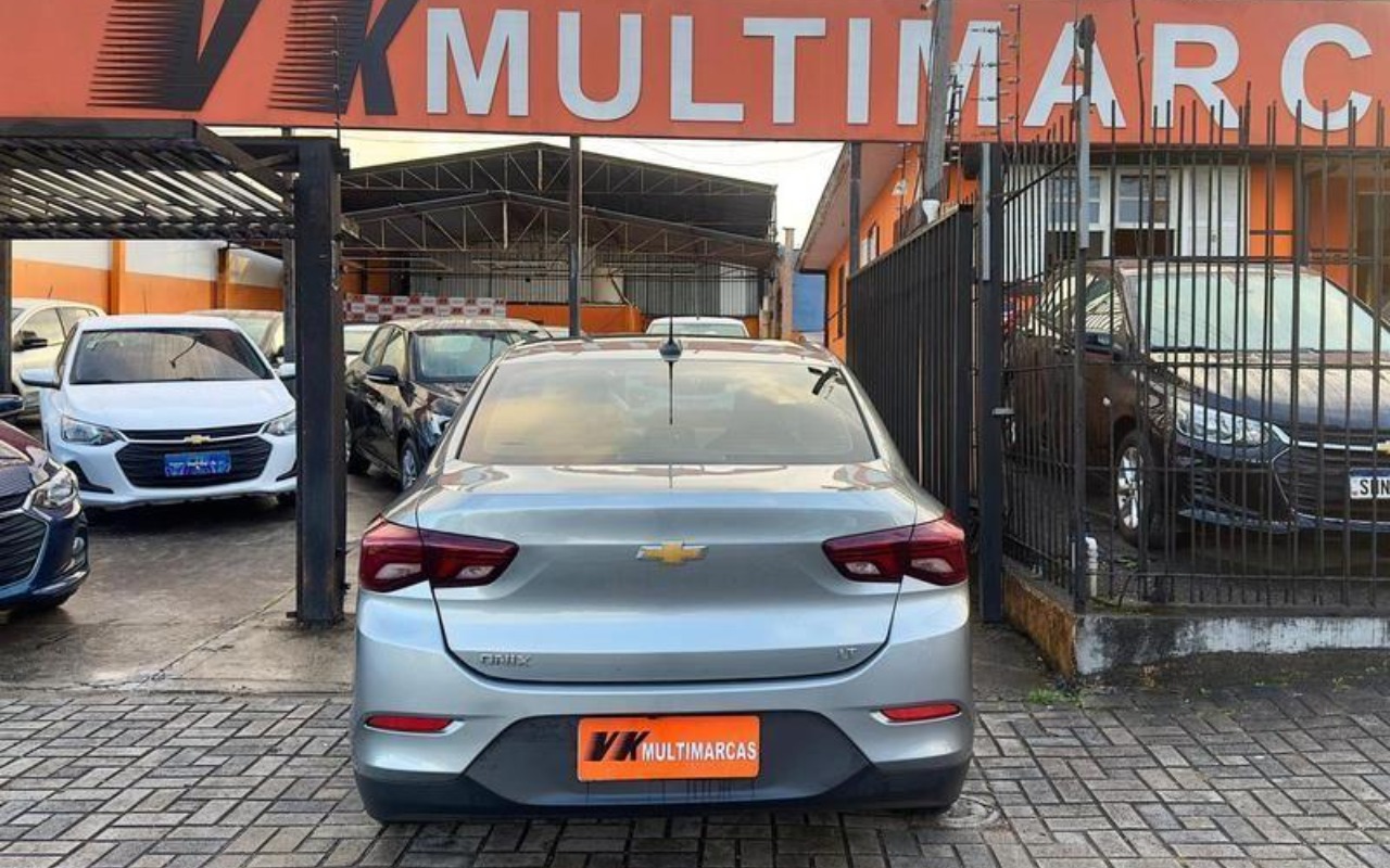 imagem-https://www.socarrao.com.br/sc-vehicle-images-prod/1600445/1779282742988-NzkwMTEzMV8xX0JfODMwMDRmNGRiNi5qcGVn.jpeg