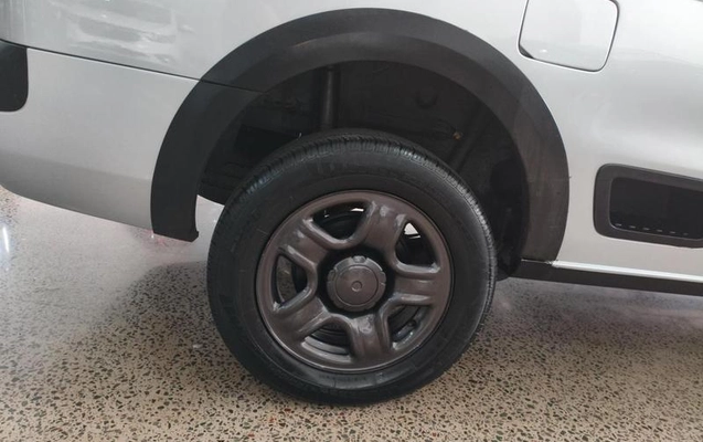 imagem-https://www.socarrao.com.br/sc-vehicle-images-prod/1600476/1781030614393-8104684_11_B_a40e2228d9.jpeg