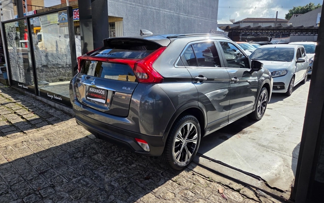 imagem-https://www.socarrao.com.br/sc-vehicle-images-prod/1600561/1787845816588-5c36a42a-b159-4d21-93ce-b8b958aef504.jpg