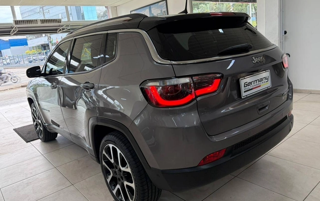 imagem-https://www.socarrao.com.br/sc-vehicle-images-prod/1600794/1788349766025-e815d798a0b14ba4aec6086e6d726e98_1782323906254.jpg
