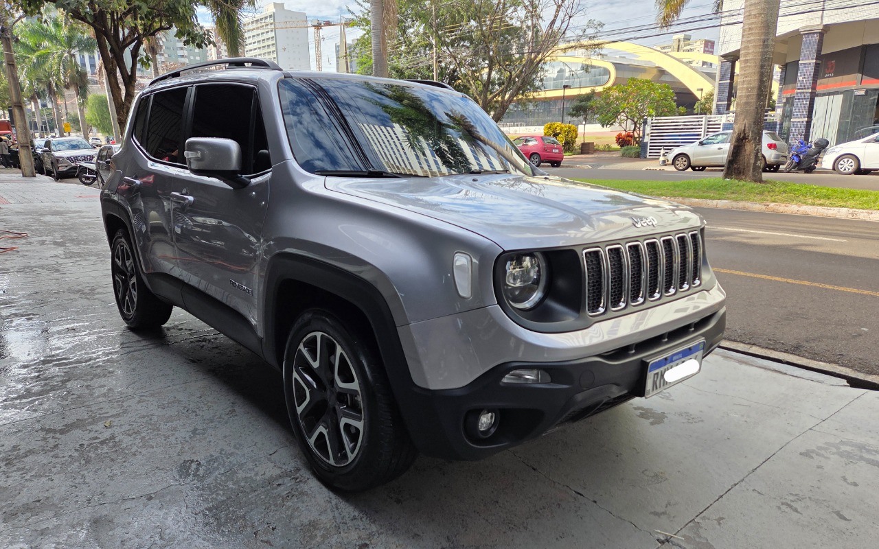 Jeep Renegade Longitude 1.8 4X2 Flex 16V Aut. - foto 3