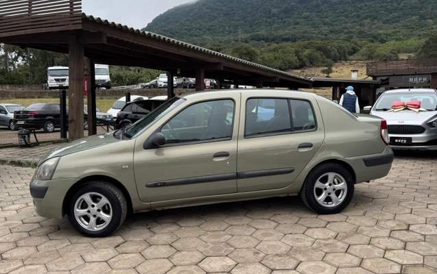 imagem-https://www.socarrao.com.br/sc-vehicle-images-prod/1600883/1779287277962-25jEWeOHJY2jNU9el7u7dN8YUXopvTw5.jpg