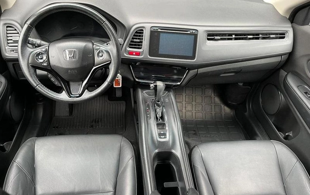 imagem-https://www.socarrao.com.br/sc-vehicle-images-prod/1600926/1788462599899-8104250_9_B_30d0ebc287.jpeg