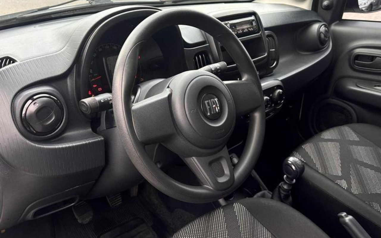 imagem-https://www.socarrao.com.br/sc-vehicle-images-prod/1601294/1779294520875-NzY4NTc2M18xX0JfOGQ2MDc4ODhlOC5qcGVn.jpeg