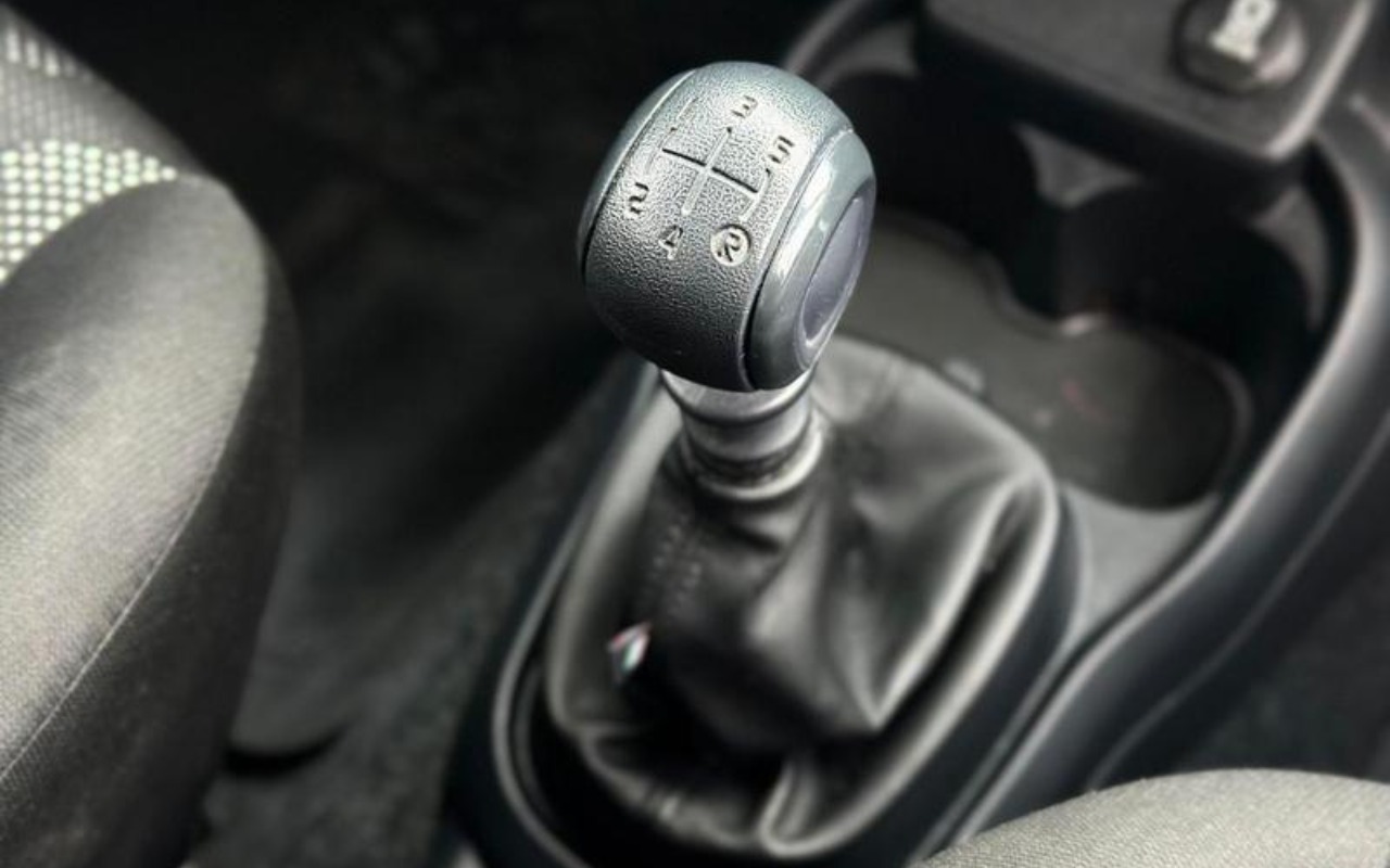 imagem-https://www.socarrao.com.br/sc-vehicle-images-prod/1601294/1779294521306-NzY4NTc2M18xX0JfNzkxNzZmOGFjNS5qcGVn.jpeg