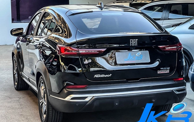 imagem-https://www.socarrao.com.br/sc-vehicle-images-prod/1601394/1782318213384-45641d42-de32-447c-9dad-3d85f2e652a9.jpg