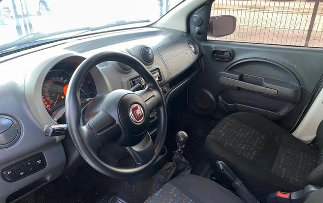 imagem-https://www.socarrao.com.br/sc-vehicle-images-prod/1601395/1786465905346-8008901_7_B_23a0cbf17a.jpeg