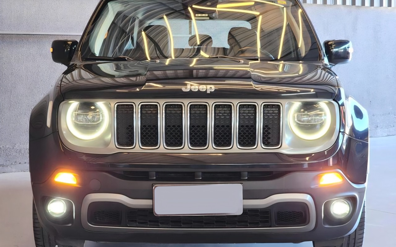Jeep Renegade Limited 1.8 4x2 Flex 16V Aut. na cor Preto em Pinhais / PR - 1601421