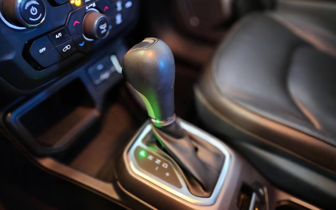 imagem-https://www.socarrao.com.br/sc-vehicle-images-prod/1601421/1779297398006-Nzk0NTIyOV8yMF9CXzU3YTk3NDQ5OGYuanBlZw.jpeg