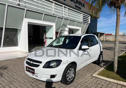 Chevrolet Celta 2014 Branco — foto 1 de 3