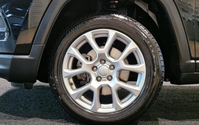 imagem-https://www.socarrao.com.br/sc-vehicle-images-prod/1601540/1787238776988-8106136_4_B_a1e7d0aa30.jpeg