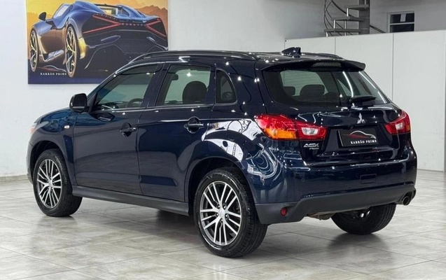 imagem-https://www.socarrao.com.br/sc-vehicle-images-prod/1601623/1787767510653-7953795_2_B_c58fff7788.jpeg