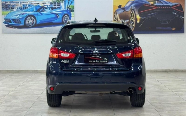 imagem-https://www.socarrao.com.br/sc-vehicle-images-prod/1601623/1787767510654-7953795_12_B_a834002747.jpeg