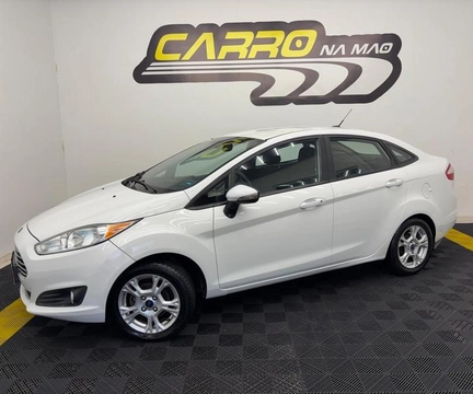 Ford Fiesta 2016 Branco — foto 1 de 3